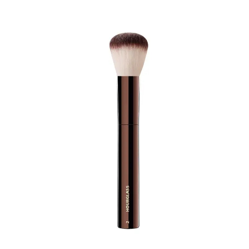 Hourglass - Pinceau fond de teint/blush - N°2